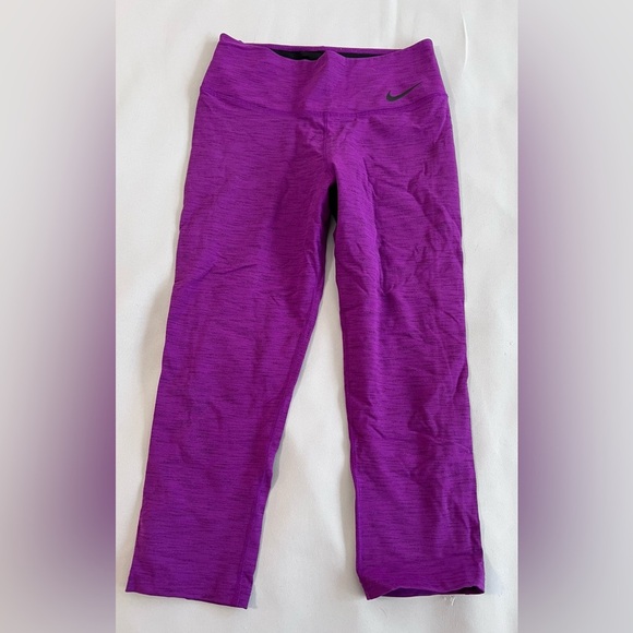 NIKE Dri-Fit Purple Running Capri Cropped Leggings Pants Womens Size Small - Picture 1 of 11